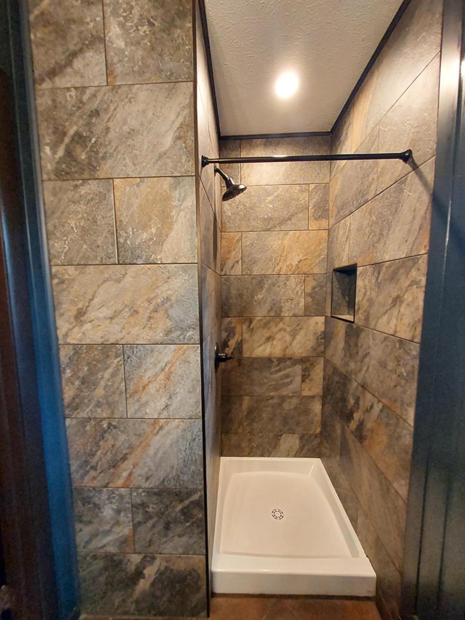 Chalet Renovated Near Casino, Camelback , Kalahari 4Bdrms Firepit Hot Tub Game Room Tobyhanna Ngoại thất bức ảnh